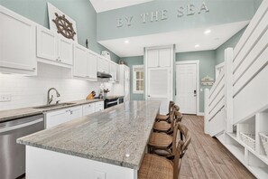 Interior - By the Sea TC 2303 (Port Aransas)