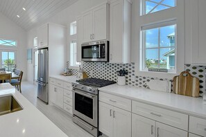 Casa (2 Bedrooms) | Interior