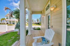 House (2 Bedrooms) | Interior - Good Times & Tan Lines 247 HL (Port Aransas)