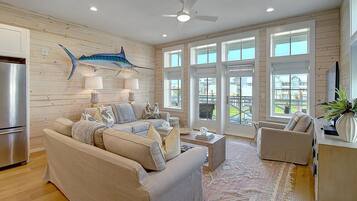 Villa (3 Bedrooms) | Front of property