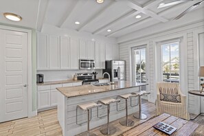 Apartment (1 Bedroom) | Interior - Nautical Launch TC 1207 (Port Aransas)