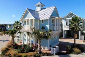 Exterior - Hula Hut 134 WI (Port Aransas)