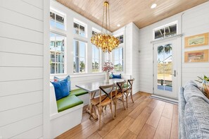 Maison (5 Bedrooms) | Intérieur