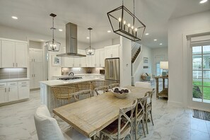 House (4 Bedrooms) | Exterior - Porcho Myarda 285 HI (Port Aransas)