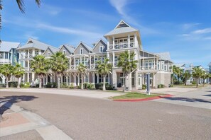 Villa (3 Bedrooms) | Interior