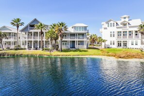 Casa (3 Bedrooms) | Exterior