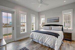 House (4 Bedrooms) | Exterior