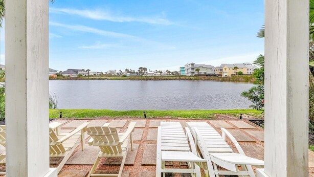 Unclassified image, 1 of 62, button - Lazy Days 255 HI (Port Aransas)