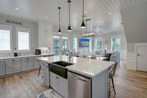 House (4 Bedrooms) | Exterior - Lazy Days 255 HI (Port Aransas)