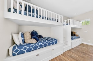 Maison (4 Bedrooms) | Intérieur
