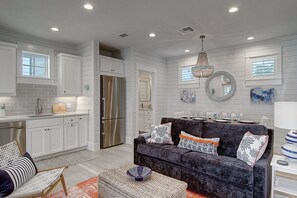 Cottage (2 Bedrooms) | Interior