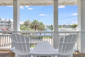 Interior - Palmetto Breeze 124 ST (Port Aransas)