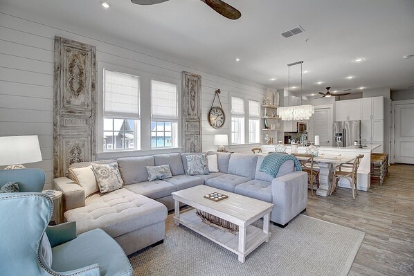 Apartment (2 Bedrooms) | Exterior - Seaside Cabana TC 10302 (Port Aransas)