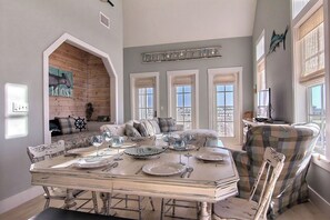 Apartment (3 Bedrooms) | Interior - Latitude Adjustment TC 3305 (Port Aransas)