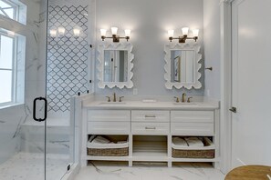 Interior - The Lighthouse 328 COA (Port Aransas)