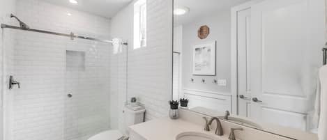 Apartment (1 Bedroom) | Front of property