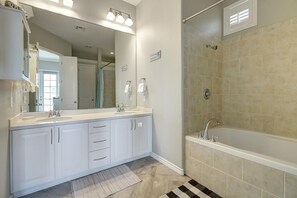 House (3 Bedrooms) | Interior - Sand Dollar 140 BE (Port Aransas)
