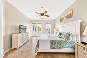 Interior - Sand Dollar 140 BE (Port Aransas)