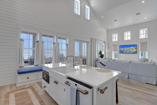 Casa (Multiple Bedrooms) | Interior