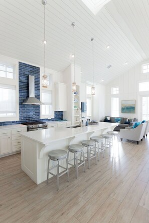 Cottage (2 Bedrooms) | Exterior - Sea Pearl 228 LAU (Port Aransas)