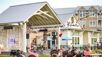 Apartment (1 Bedroom) | Interior