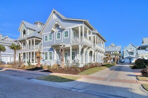 Exterior - Summersalt 112 CE (Port Aransas)