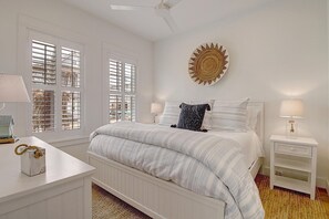 House (4 Bedrooms) | 4 bedrooms, bed sheets - Summersalt 112 CE (Port Aransas)