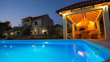 Udendørs pool