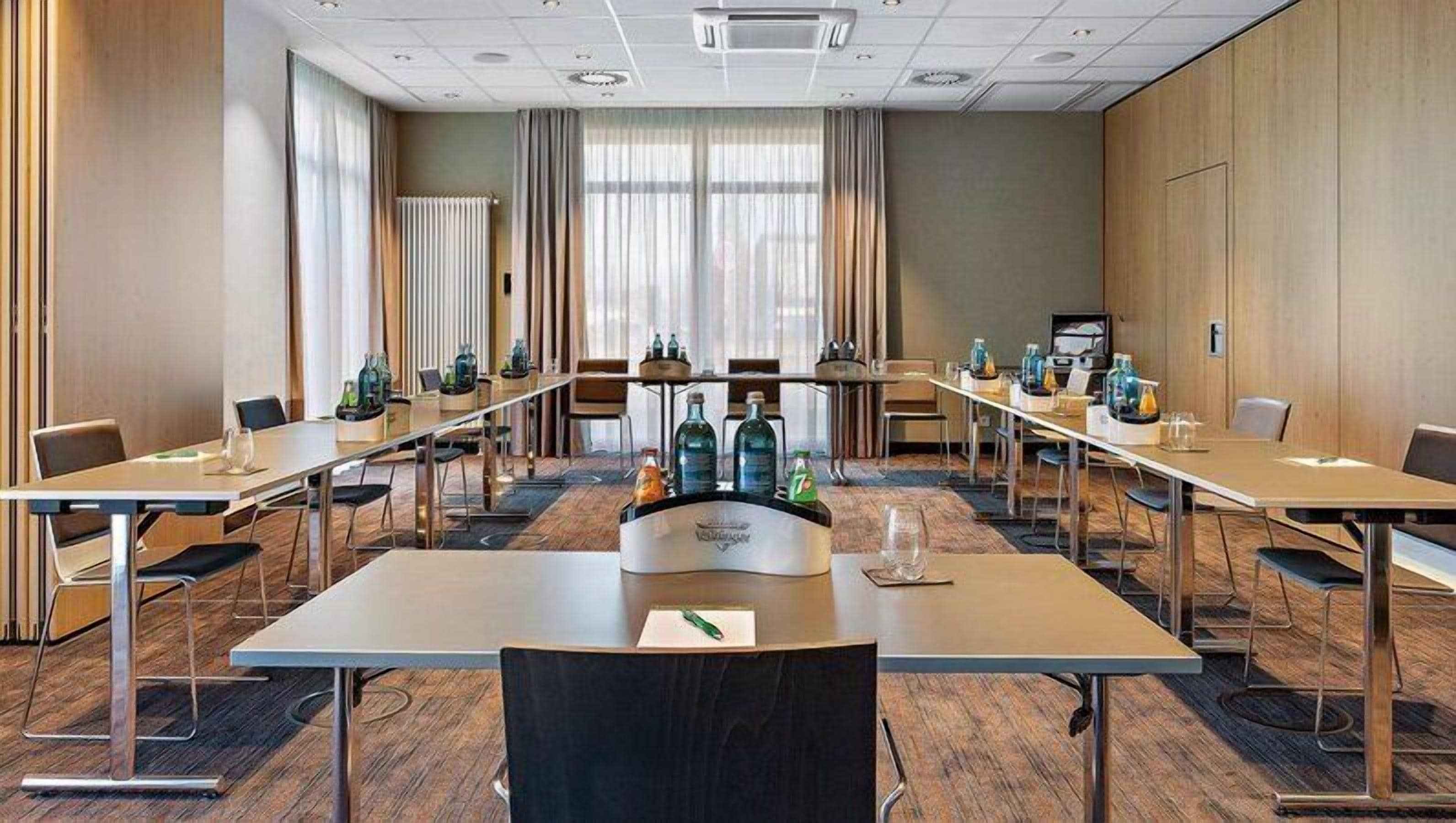 Foto - Styles Hotel Karlsruhe Messe