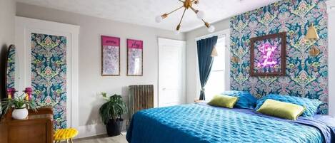 4 Schlafzimmer, Schreibtisch, Bügeleisen/Bügelbrett, Reisekinderbett