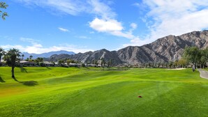 Golf - 2 bedrooms plus a den at PGA West (La Quinta)