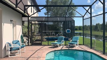 Outdoor pool, pool loungers