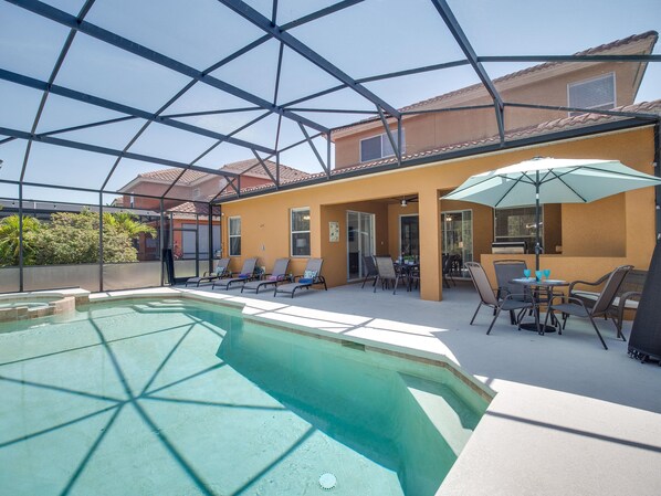Outdoor pool, pool umbrellas, sun loungers