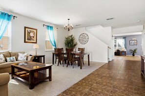 Family House, 5 Bedrooms | Living area | 55-inch Smart TV with digital channels, streaming services