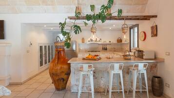 House | 2 bedrooms, WiFi