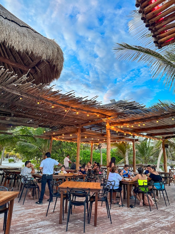 Beach bar