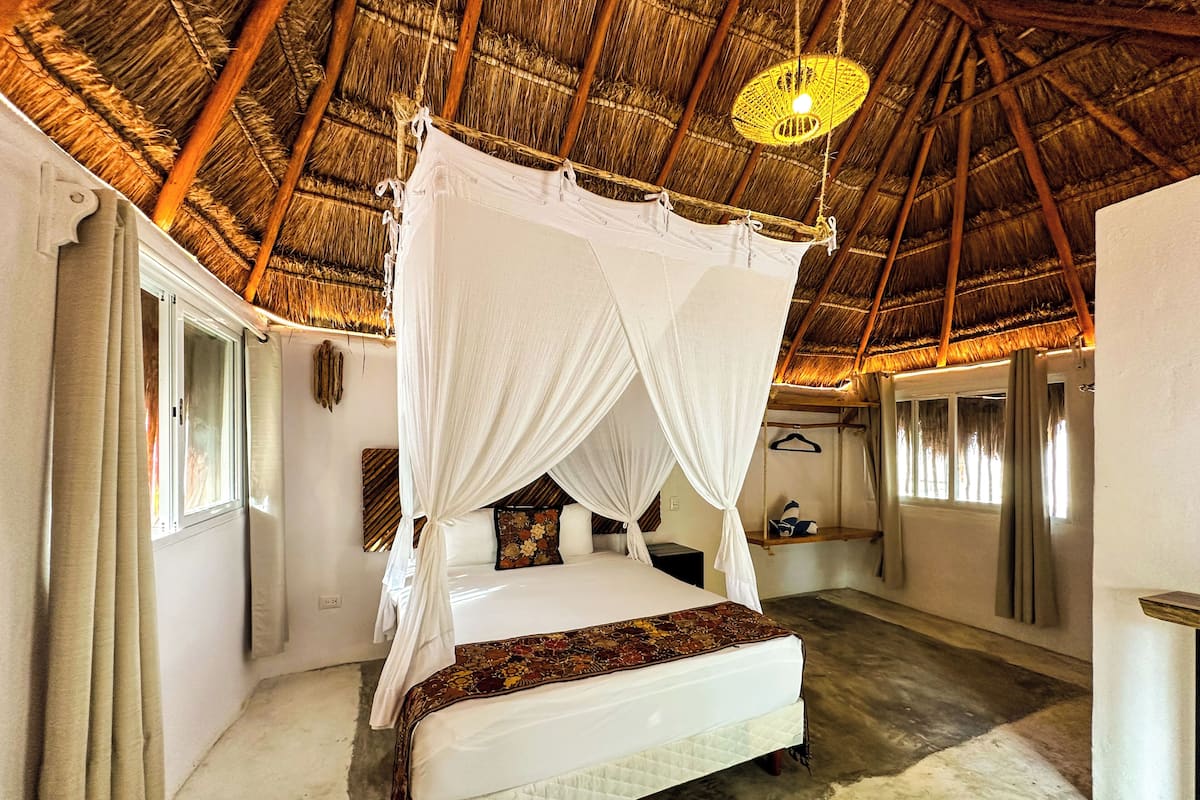 أغطية فراش متميزة وألحفة محشوة بالريش وبديكورات فريدة لكل غرفة