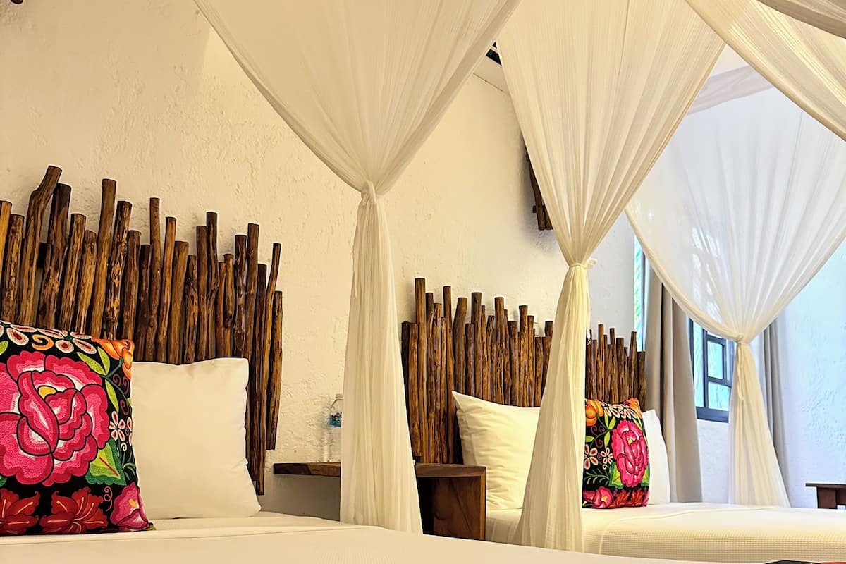 أغطية فراش متميزة وألحفة محشوة بالريش وبديكورات فريدة لكل غرفة