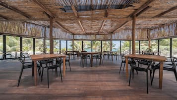 Café da manhã, jantar e brunch