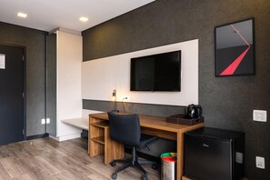 シャワー、レインフォールシャワー、ヘアドライヤー、タオル