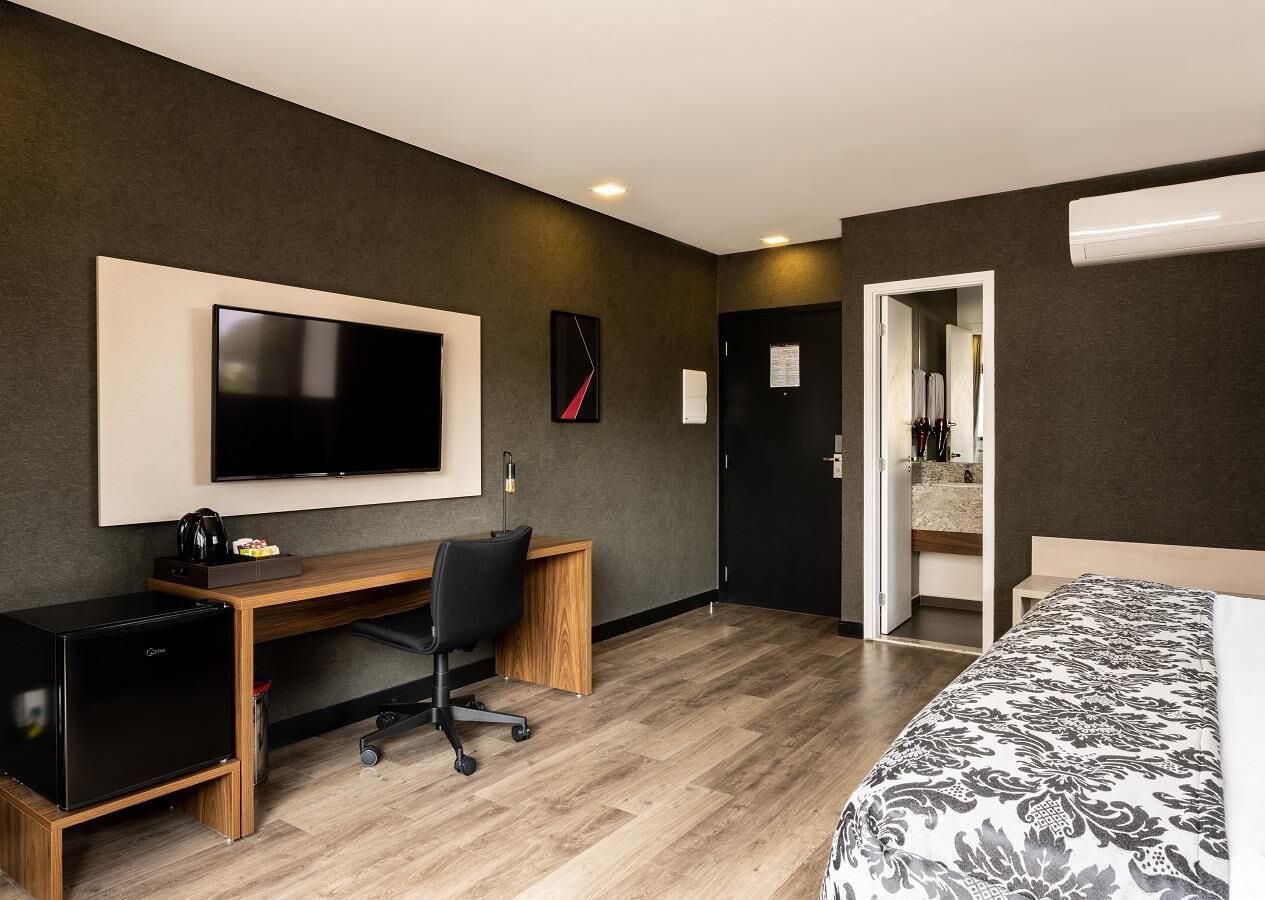 minibar, in-room safe, desk, laptop workspace