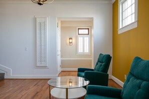 Interior - Mid-Century Modern Townhouse with High Views (Birmingham)