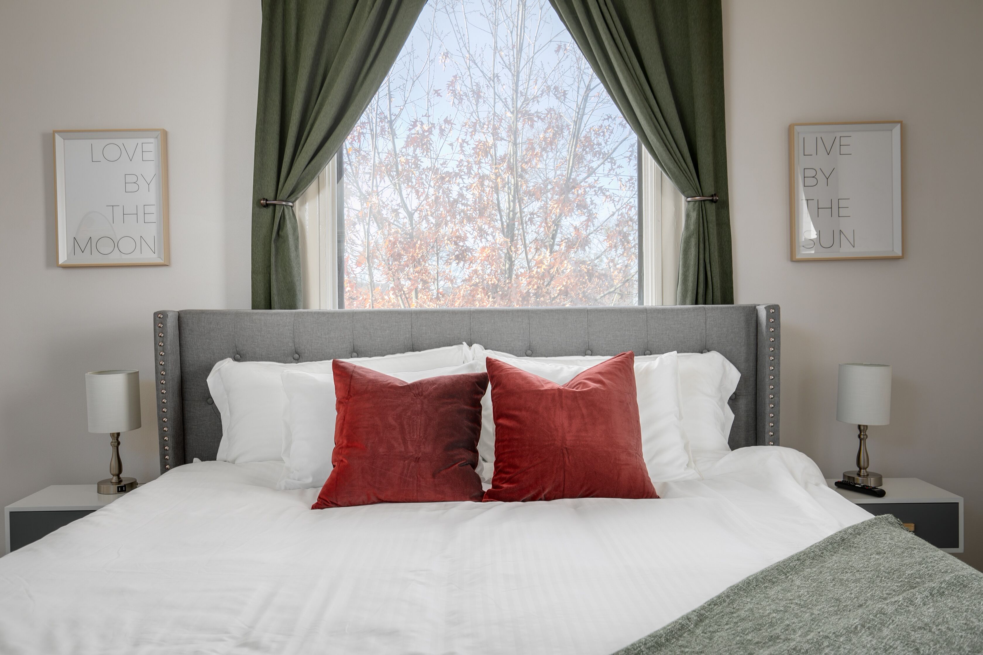 2 soverom, strykejern/-brett, wi-fi og sengetøy