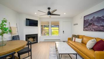 Smart TV, fireplace, foosball, table tennis