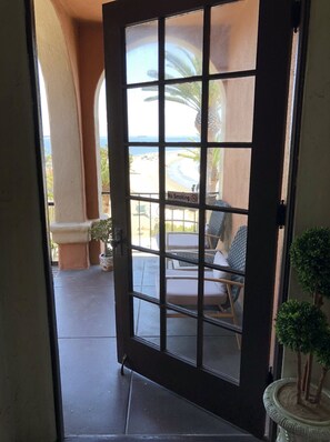 المنشأة من ا لداخل