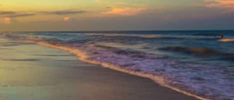 Una spiaggia nelle vicinanze