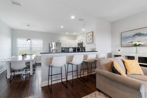 Smart TV, books, offices - Surf View at St. Augustine with Private Heated Pool (St. Augustine)