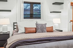 3 bedrooms, desk, iron/ironing board, travel cot - Family Beach Villa w/ Home Theater & Heated Pool! (Hollywood)