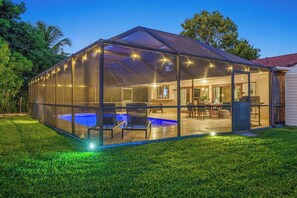 Outdoor dining - Family Beach Villa w/ Home Theater & Heated Pool! (Hollywood)