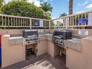 Condo (2 Bedrooms) | Property amenity